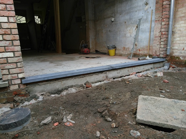 9516 20250925T171202