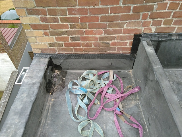 9582 20250822T184017