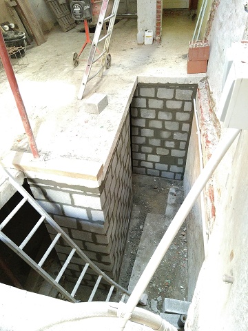 9890 20250403T174218