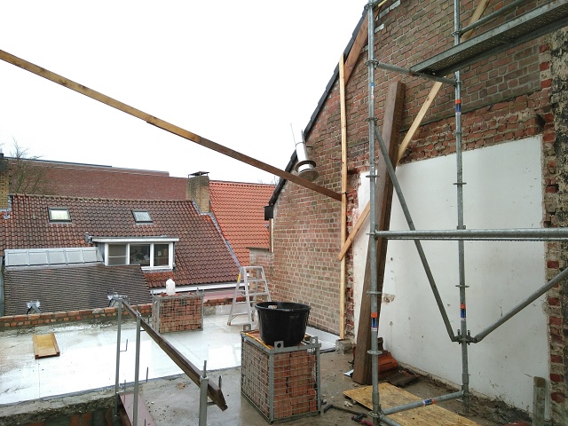 9895 20250328T182202