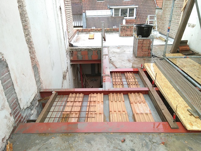 9896 20250328T182124